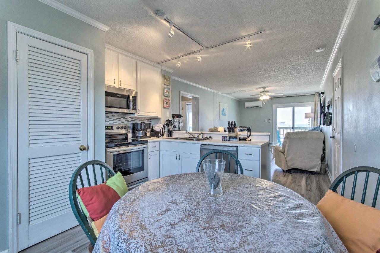 Appartement Convenient Retreat With Balcony And Ocean Views! à North Topsail Beach Extérieur photo